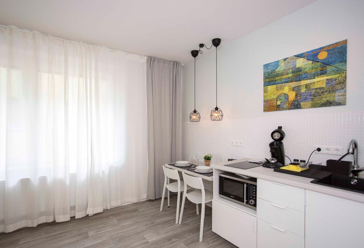 Others 4, Studio Apartments - zentral mit Hinterhof-Flair, Nürnberg