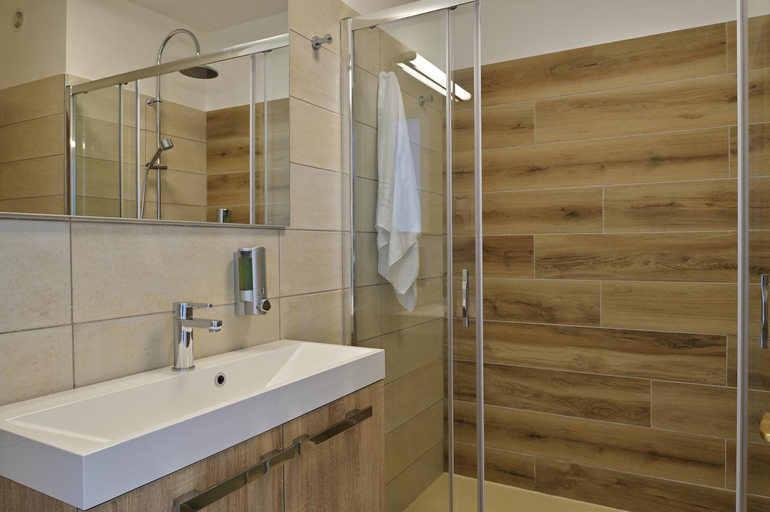 Bathroom 3, Hotel Stella Di Mare, Corse-du-Sud