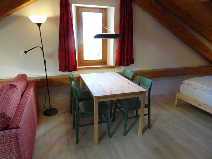 Others 4, B&B Chasa Arfusch, Inn