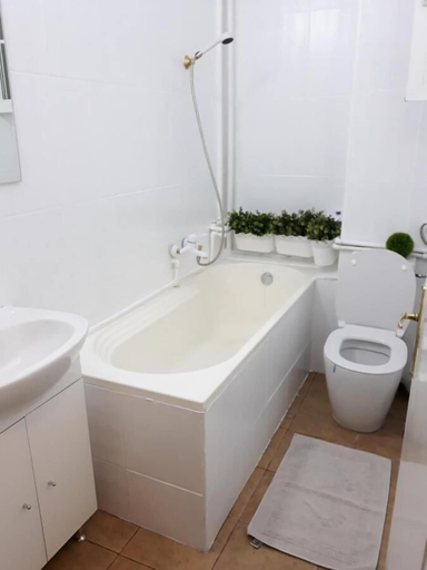 Bathroom, Studio Old Center, Municipiul Bucuresti