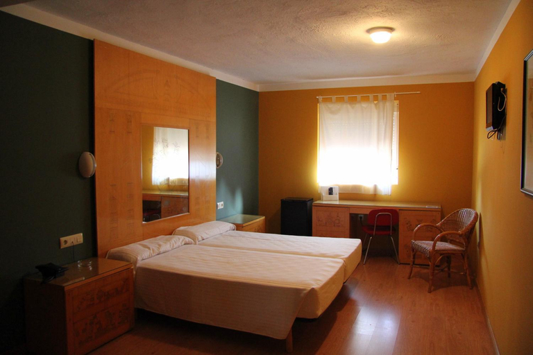 Bedroom 3, AHC Hoteles, Cáceres
