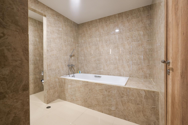 bathroom 14