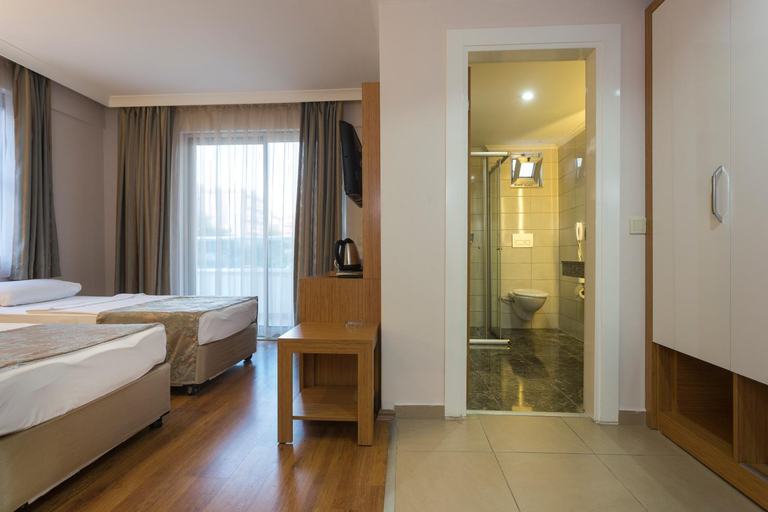 Bedroom 4, Lonicera City Hotel, Alanya