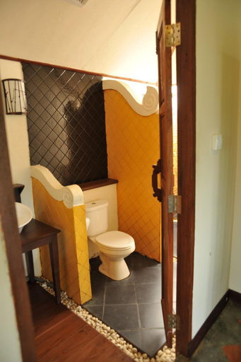 Bathroom 5, Paiviengfah Resort, Pai