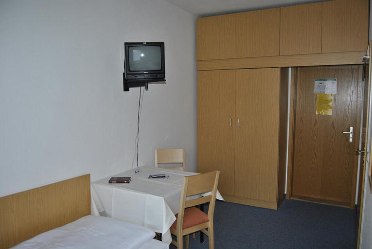 Bedroom 3, Hotel Heidenschanze, Dresden