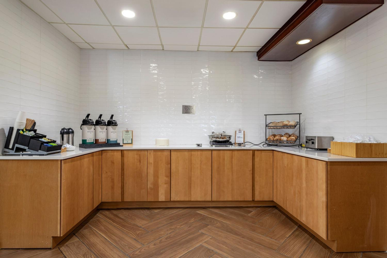 Food & Drinks 5, Fairfield Inn & Suites Cherokee, Jackson