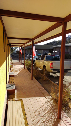 Others 4, Hotel Las Vicunas, Parinacota