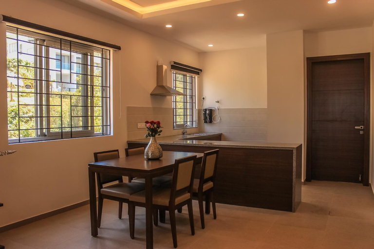 Dining Room 10
