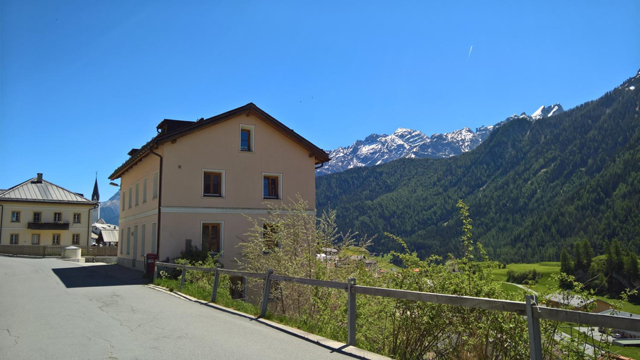 Others 3, B&B Chasa Arfusch, Inn