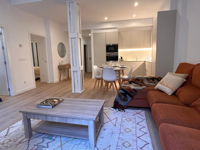 Churruca apartment with terrace, Guipúzcoa