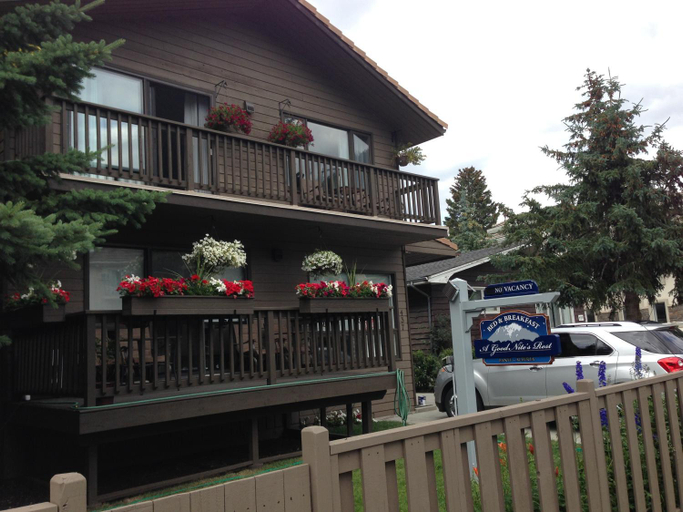 Exterior & Views 1, A Good Nite's Rest Bed and breakfast, Division No. 15