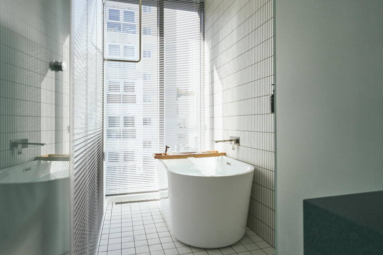 Bathroom 2, Good Ol'days Hotel , Jung