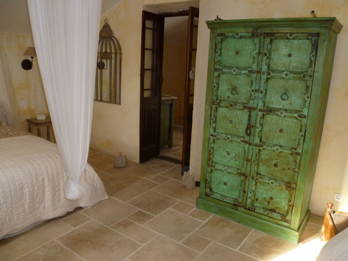 Bedroom 3, Mas du Puits d'Amour, Vaucluse