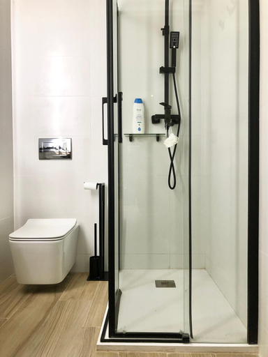 Bathroom 2, ApARTment Madrid, Madrid