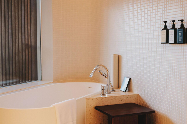 Bathroom 12