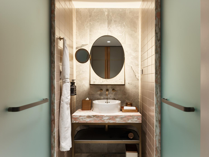 Bathroom 7