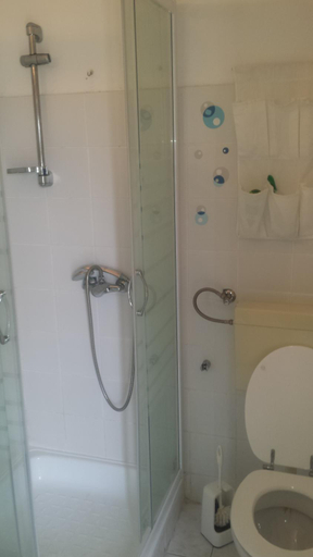 Bathroom 3, Studio apartman, Tisno