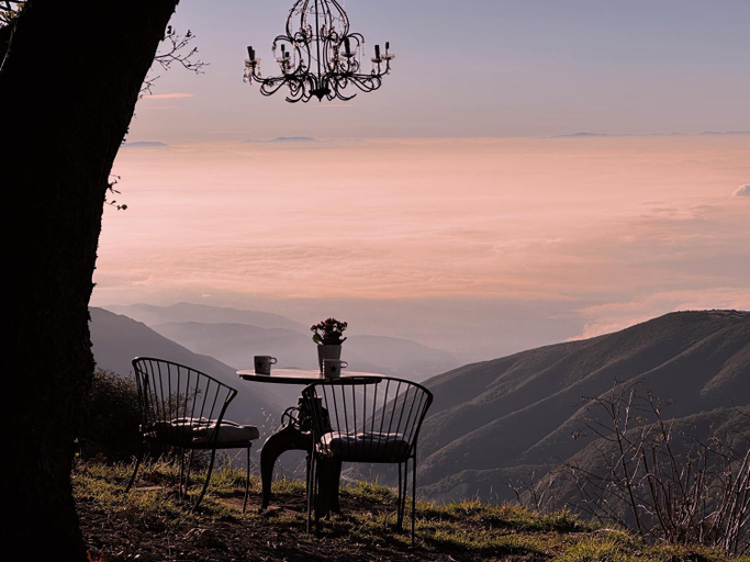 Others 2, 100 Mile View-Fire Pit, Romantic, Peaceful, Private, San Bernardino