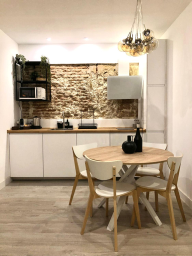 Others 5, ApARTment Madrid, Madrid