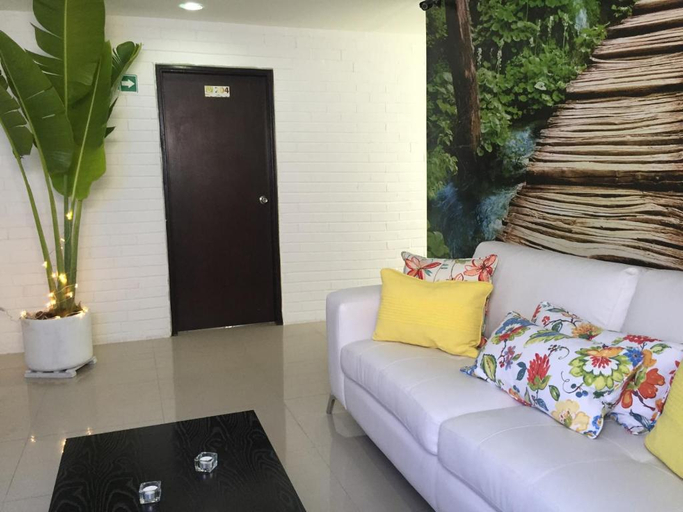 Public Area 2, Golden House Hotel, Barranquilla