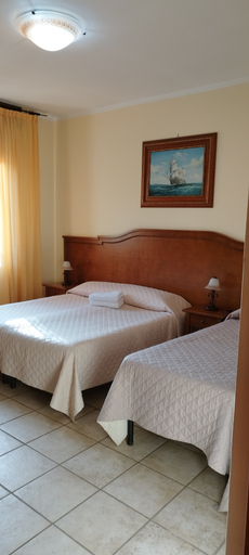 Bedroom 5, Hotel Colosseo Colleferro, Rome