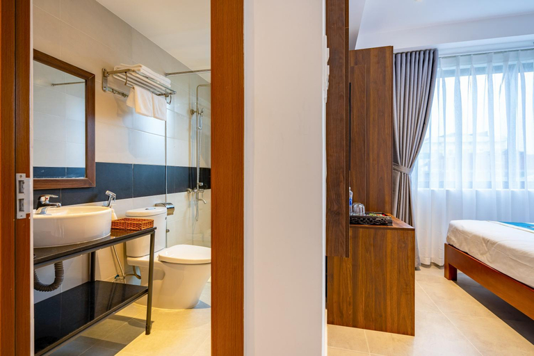 Bathroom 2, The Present River Hoi An Villa , Da Nang