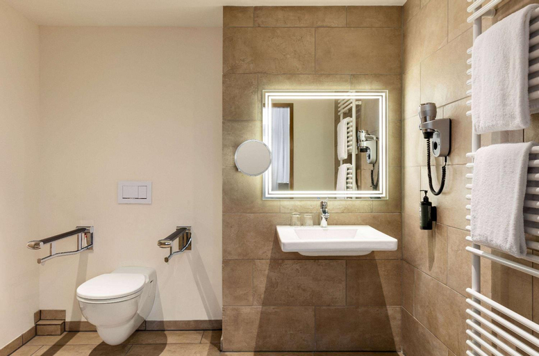 Bathroom 6