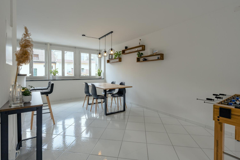 Others 4, Apartment in the city center with free parking, Biel