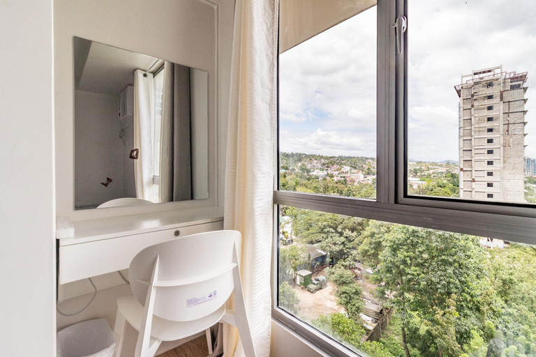 Others 4, 7th floor Cebu IT Park studio walking distance to everything, Cebu City