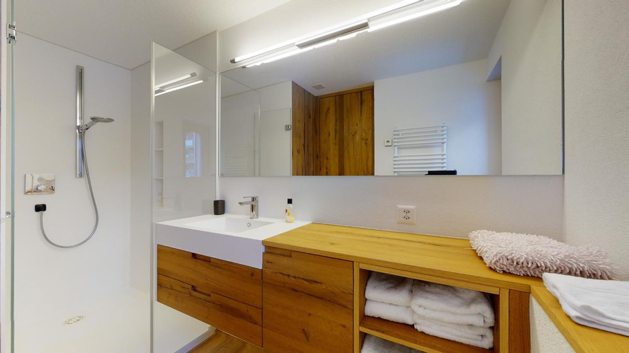 Others 4, Haus Marietta - Leukerbad, Leuk