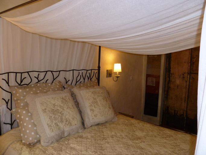 Bedroom 4, Mas du Puits d'Amour, Vaucluse