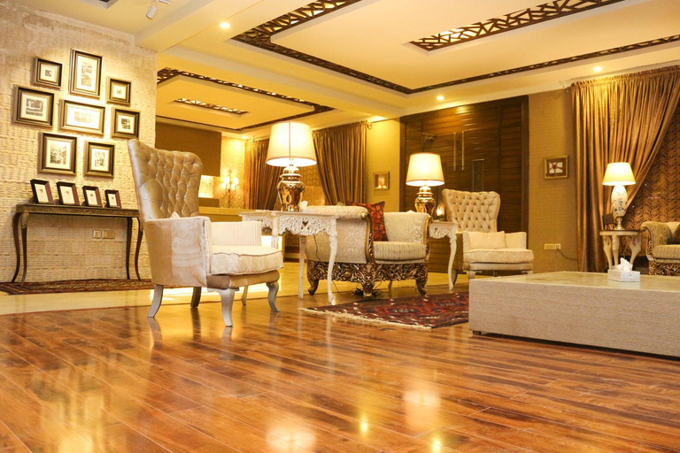 Others 5, Shelton's Rezidor Swat, Malakand