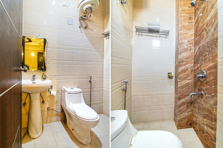 Bathroom 3, FabHotel TP Suites, Delhi