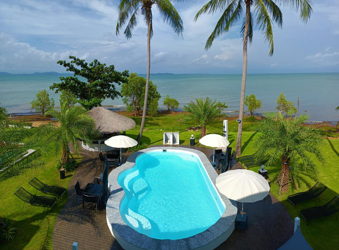Swimming pool 2, Beachfront Pool Villa and Apartment, K. Ko Chang