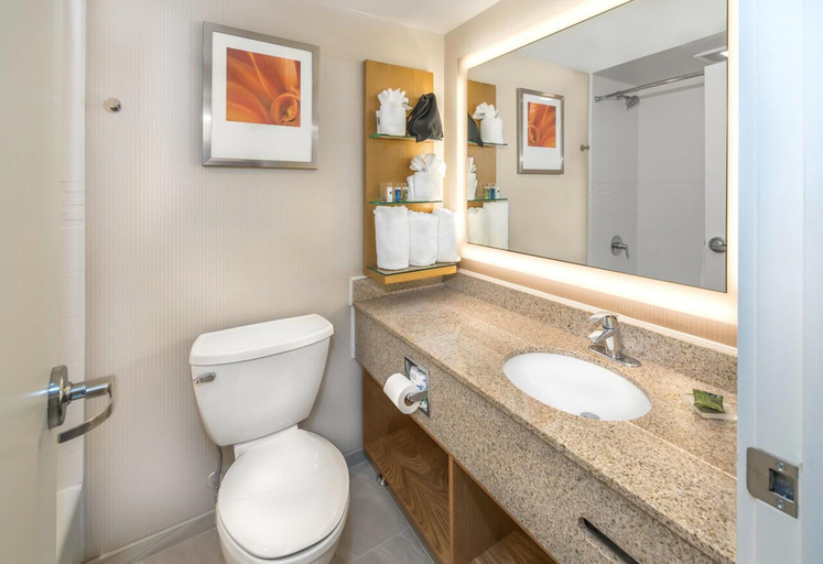 Bathroom 4