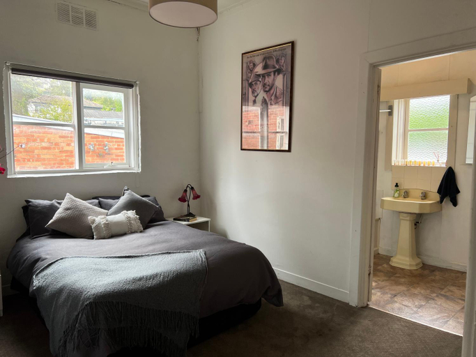 Bedroom 2, The Loft on Main Street, Yarra Ranges - North