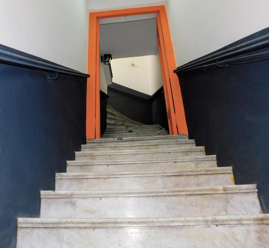 Public Area 2, Hostal Vampaya, Capital