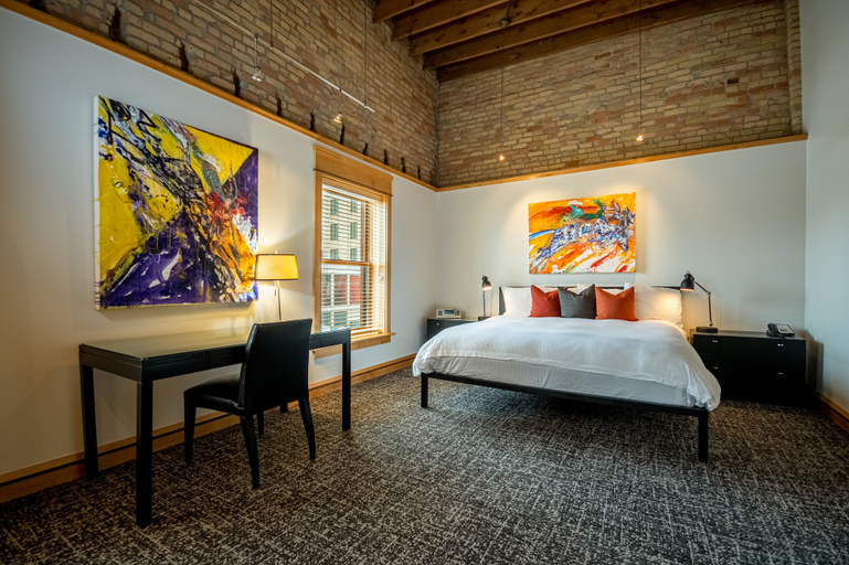 Bedroom 1, Hotel Donaldson, Cass