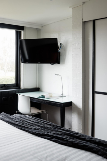 Waurn Ponds Estate, South Barwon - Inner