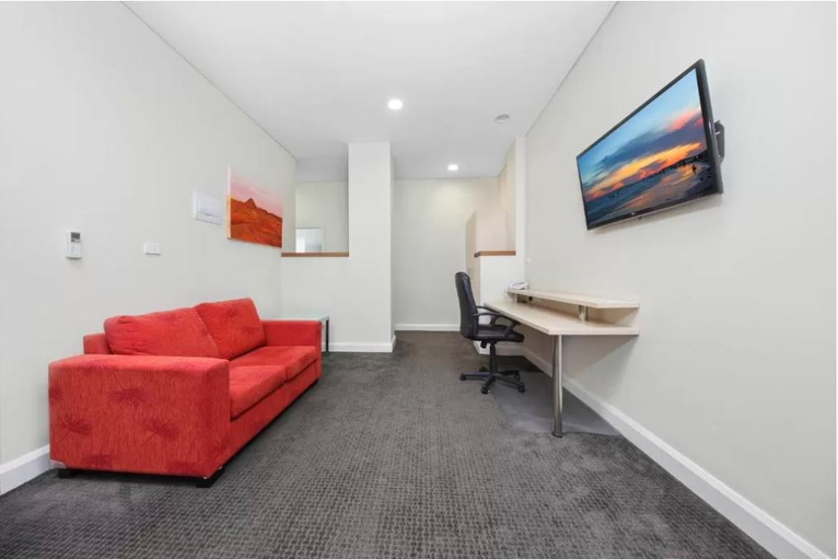 Bedroom 2, Belconnen Hotel & Serviced Apartments, Canberra