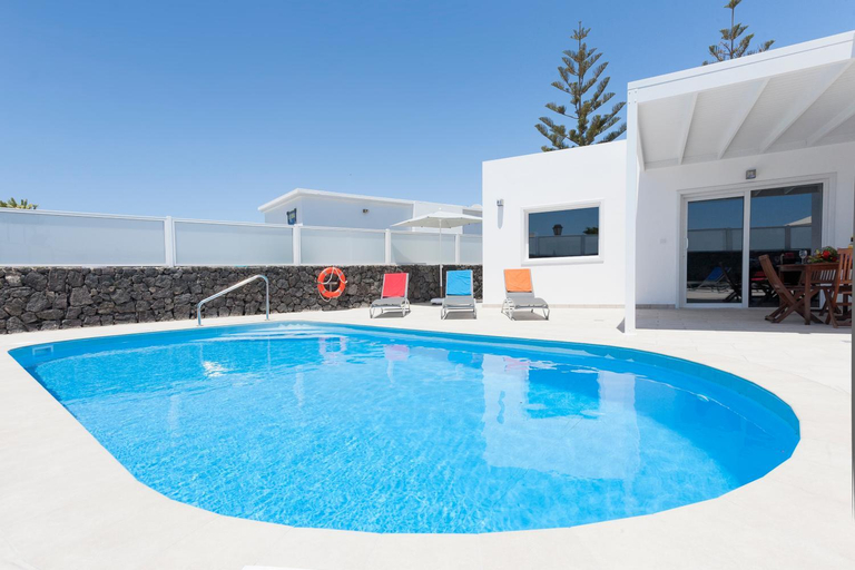 Others 2, 3 bedroom Villa Delphi with private heated pool., Las Palmas