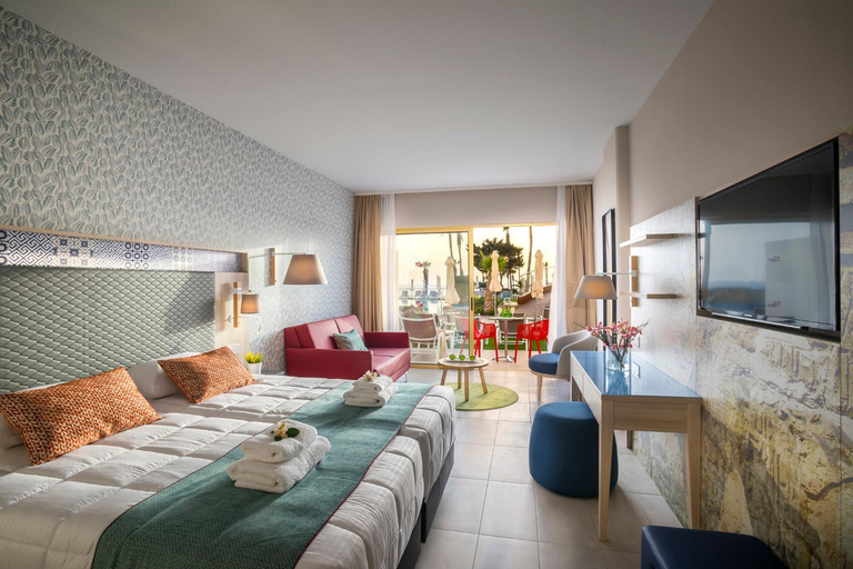 Bedroom 3, Leonardo Laura Beach & Splash Resort