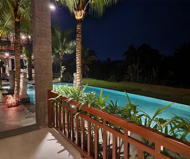 Swimming Pool 27