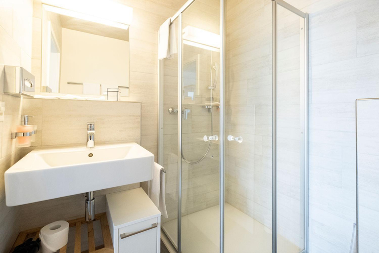 Bedroom 3, Tailormade Hotel IDEA, Baden