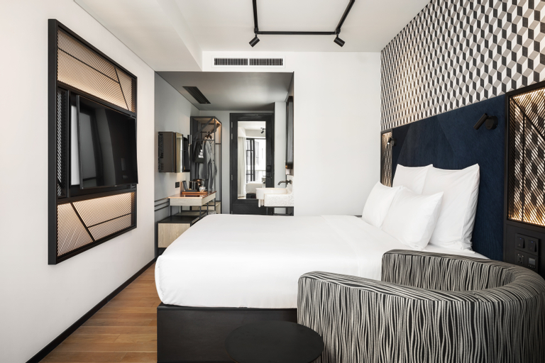 Bedroom 25