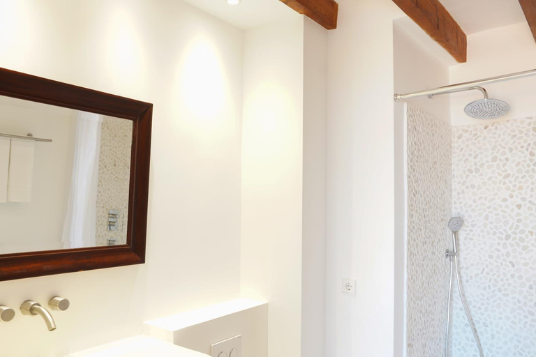 Bathroom 3, Can Colom, Baleares