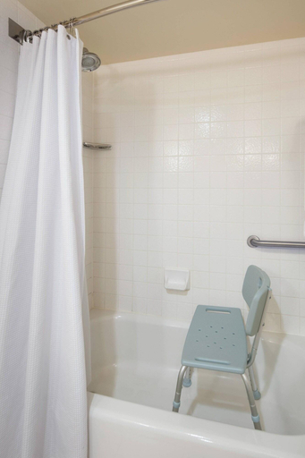Bathroom 24