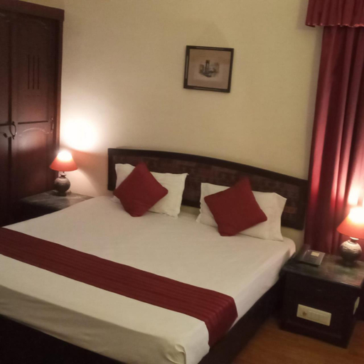 Others 5, THE WYTE FORT, Ernakulam