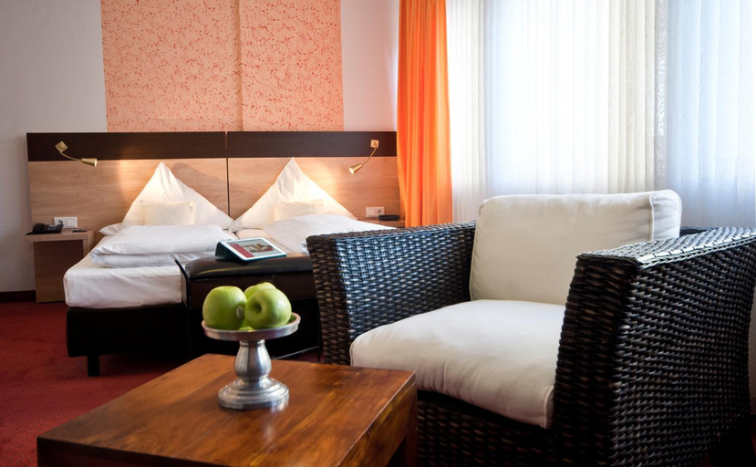 Bedroom 3, Hotel Cascade Superior, Düsseldorf