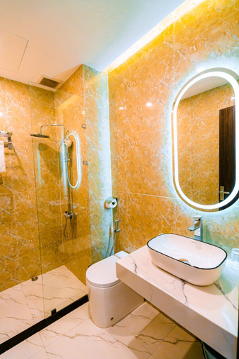 Bathroom 4, Hue Golden Inn Hotel, Huế